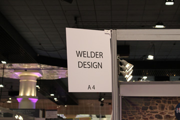Welder Design meuble hifi haut de gamme : designer, luxe, inox, carbone, verre, led, plantine vinyle, aluminium, ensemble haute fidélité, sound system