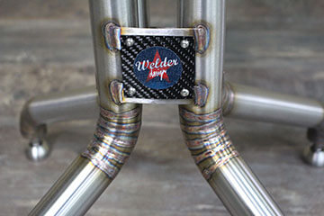 Welder Design meuble hifi haut de gamme : designer, luxe, inox, carbone, verre, led, plantine vinyle, aluminium, ensemble haute fidélité, sound system